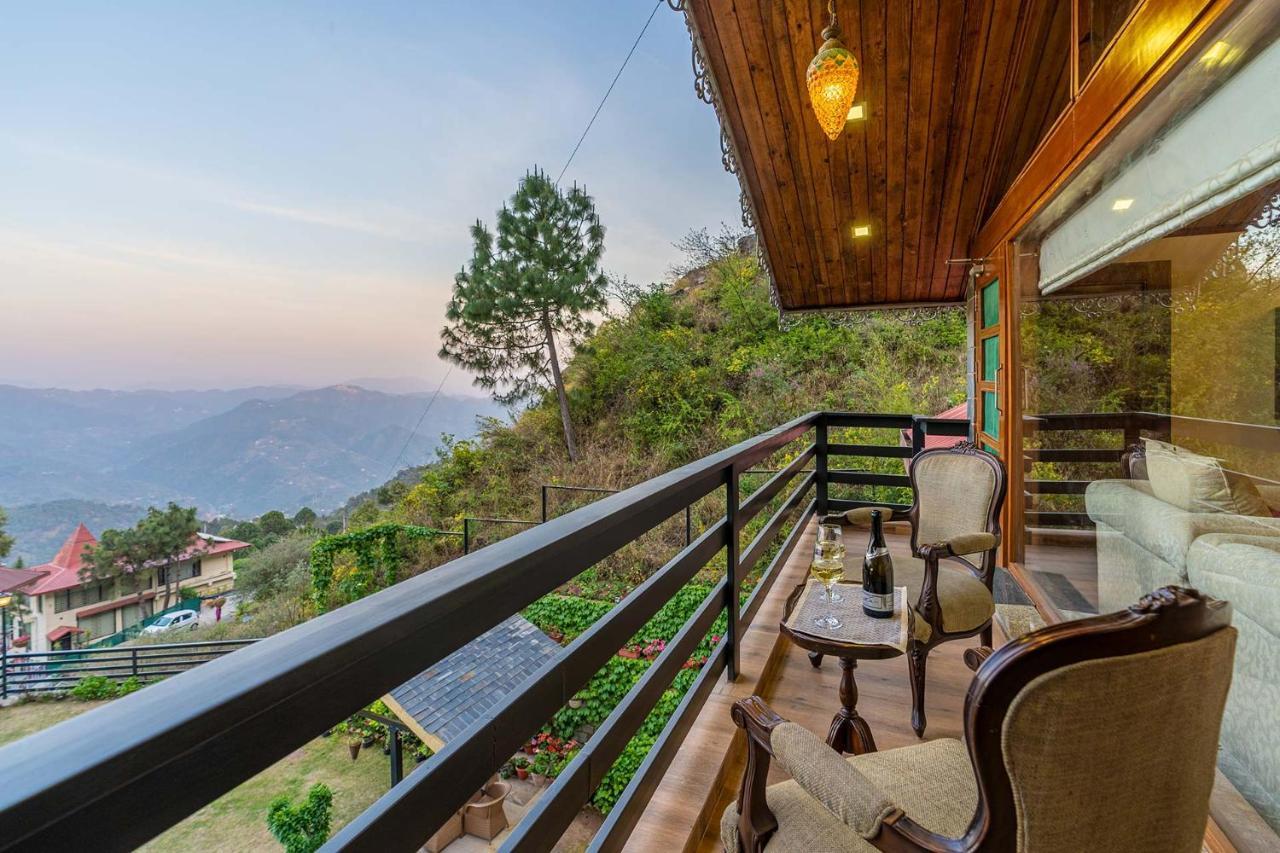 Stayvista At Floradale W Jacuzzi & Wood-Fire Pizza Kasauli Eksteriør bilde