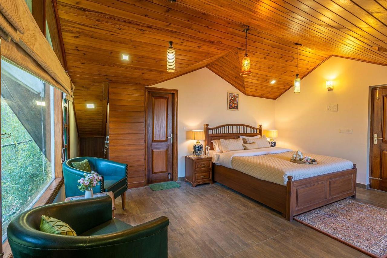 Stayvista At Floradale W Jacuzzi & Wood-Fire Pizza Kasauli Eksteriør bilde
