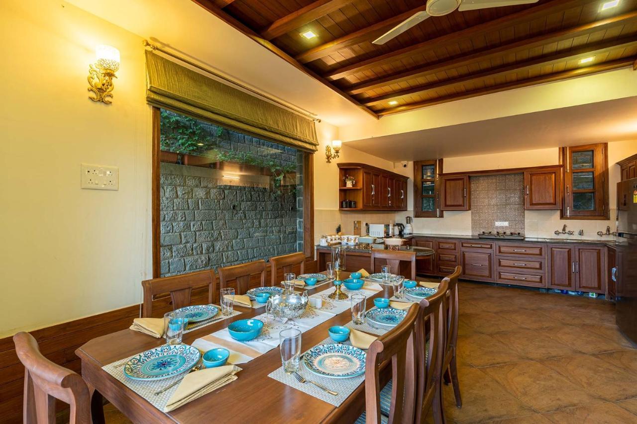 Stayvista At Floradale W Jacuzzi & Wood-Fire Pizza Kasauli Eksteriør bilde